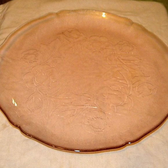 Arcoroc France 12 ½ inch diameter pink platter - Picture 1 of 4